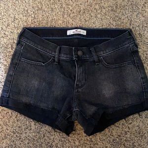 Hollister women’s black denim shorts
